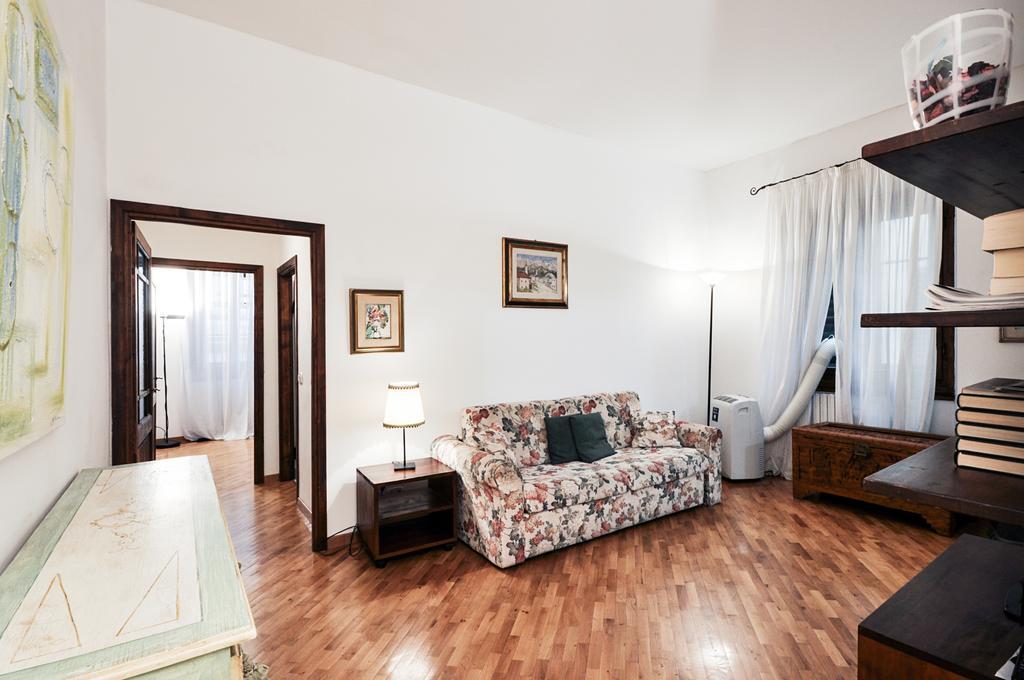 Uffizi Apartment 2 Florencia Habitación foto
